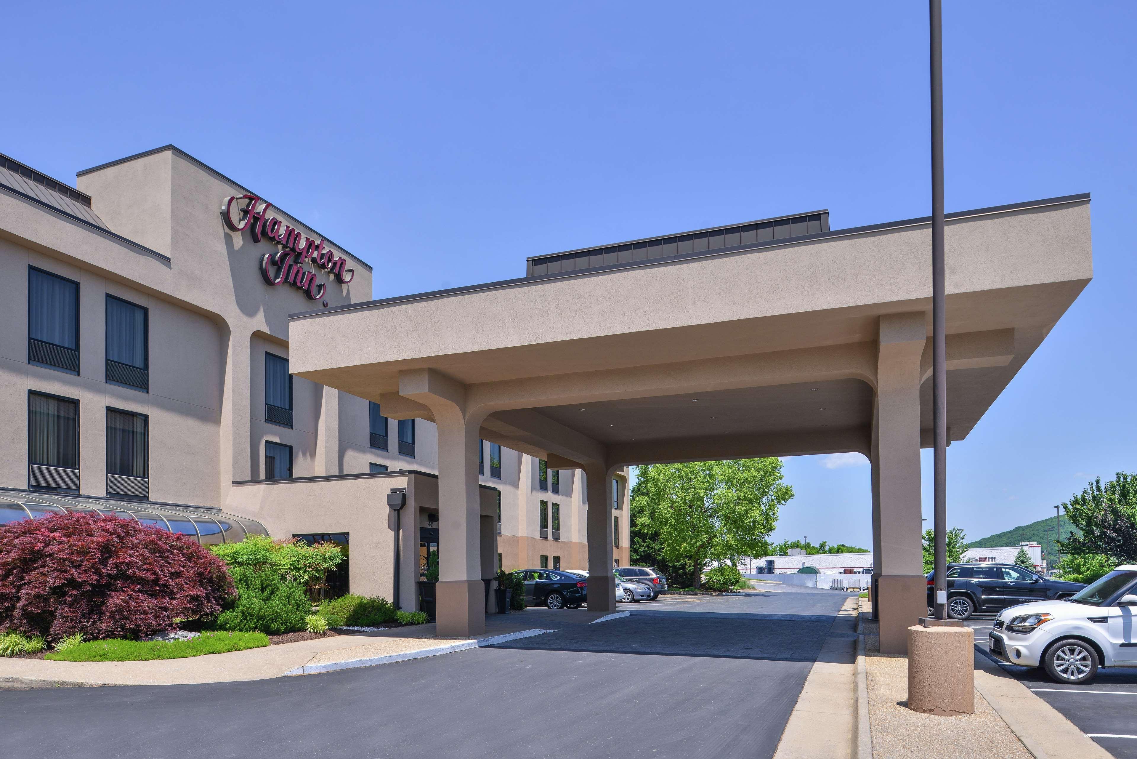 Hampton Inn Staunton Zewnętrze zdjęcie