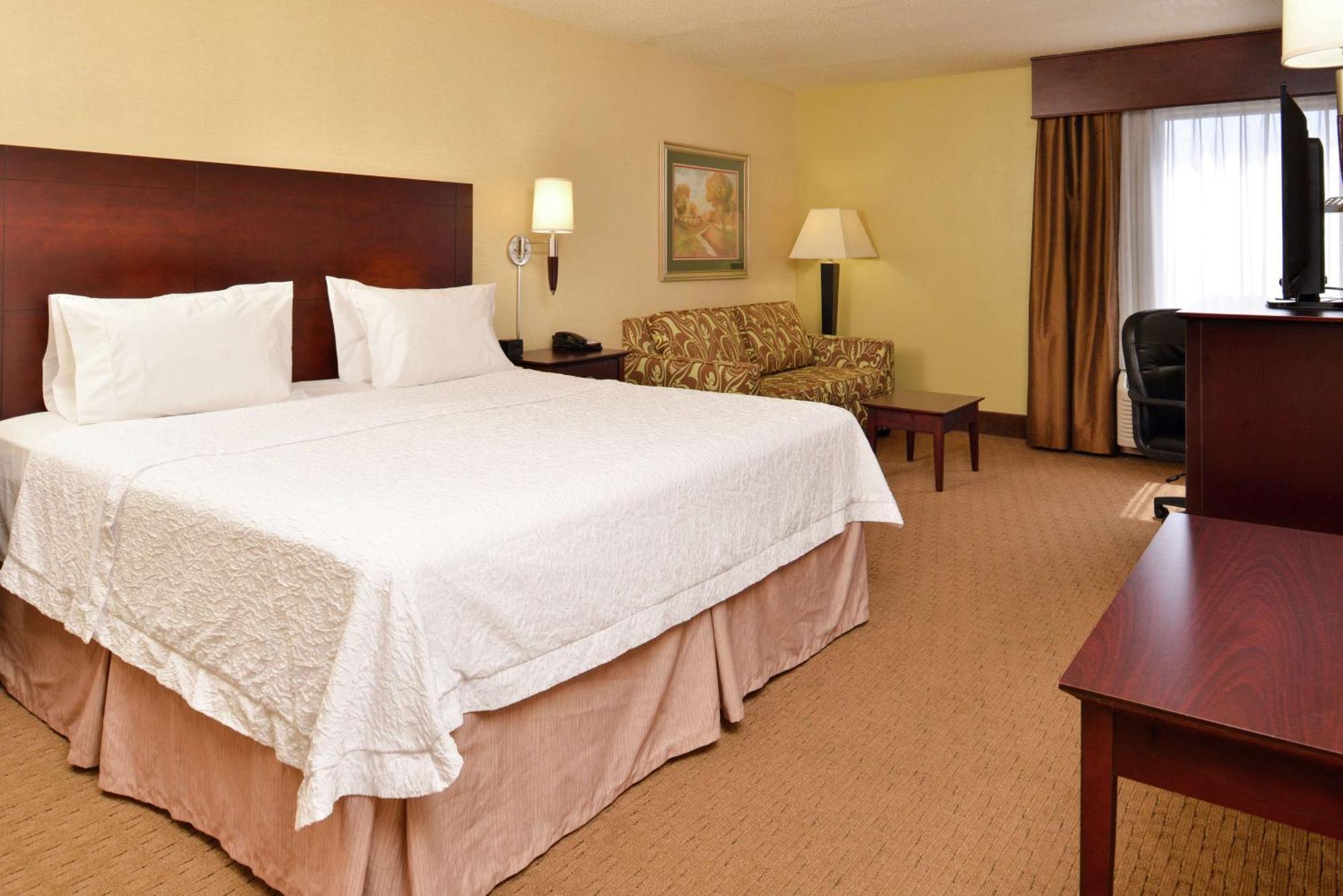 Hampton Inn Staunton Zewnętrze zdjęcie