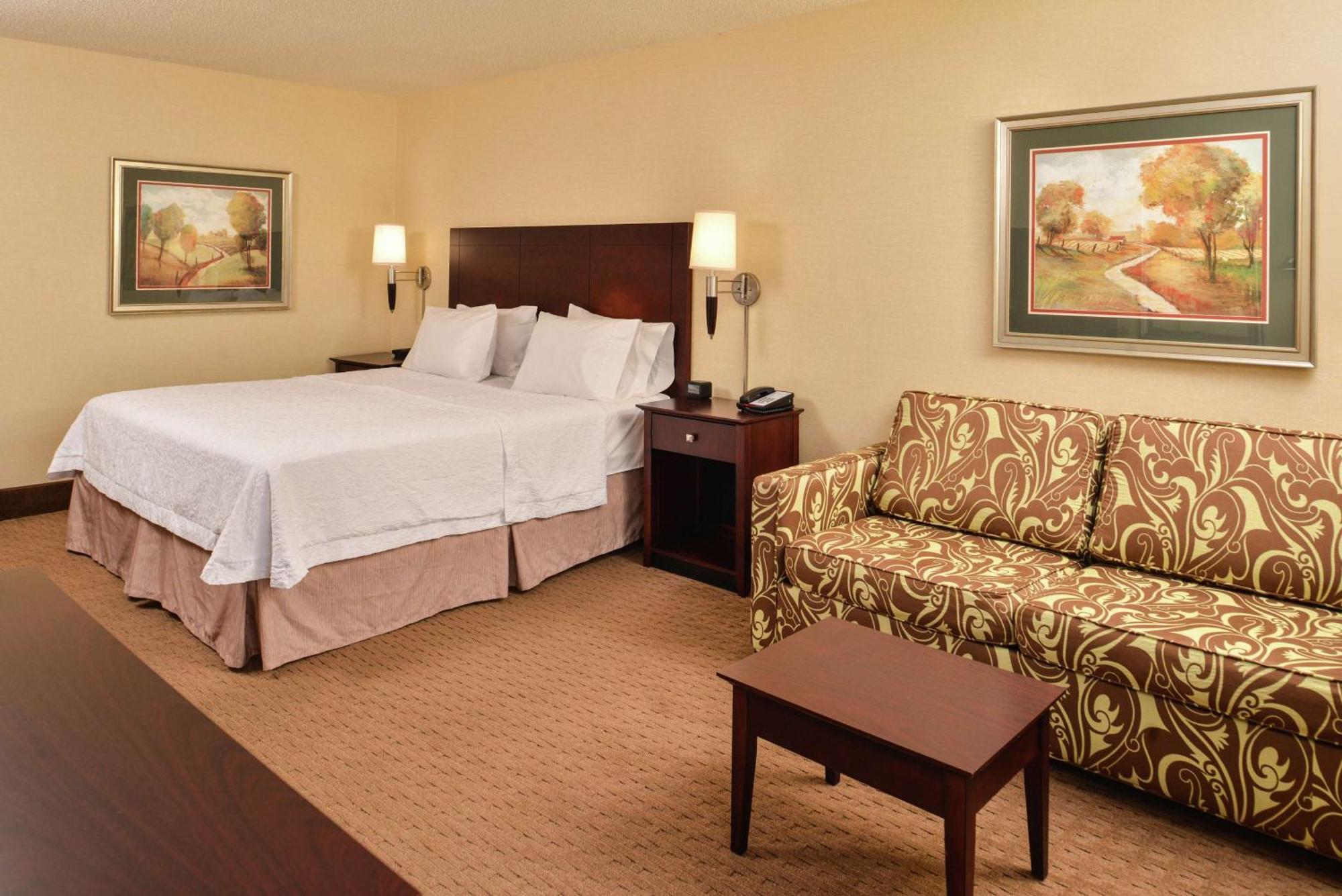 Hampton Inn Staunton Zewnętrze zdjęcie
