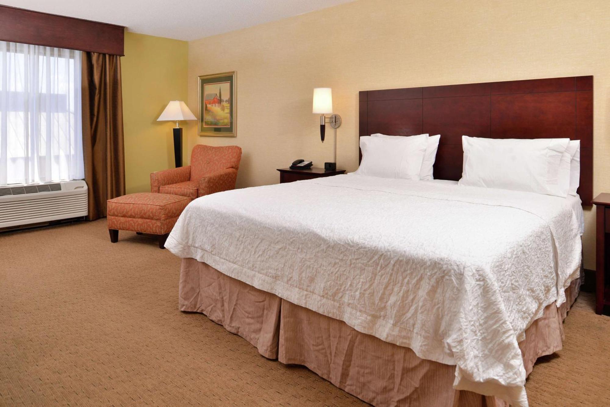 Hampton Inn Staunton Zewnętrze zdjęcie