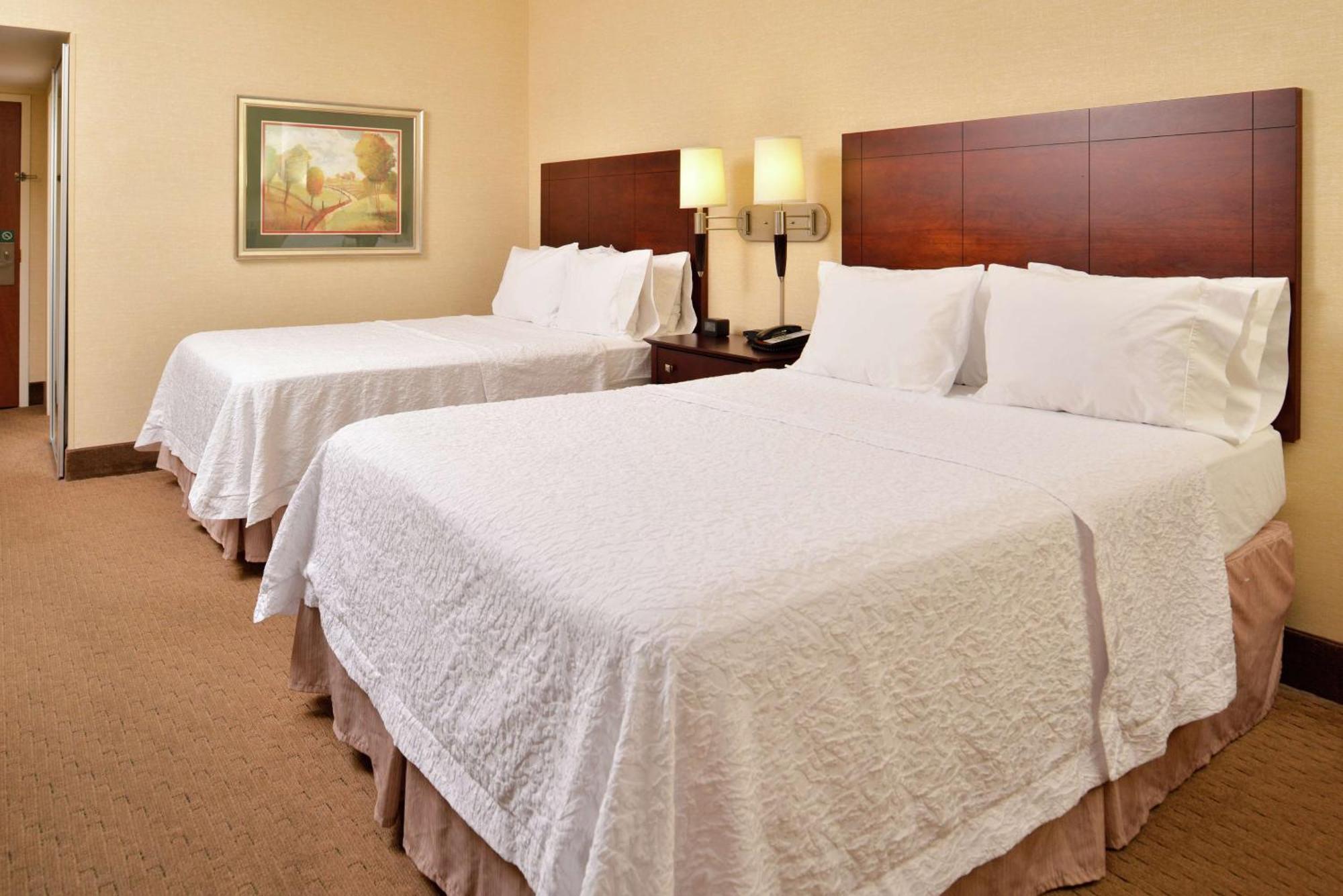 Hampton Inn Staunton Zewnętrze zdjęcie
