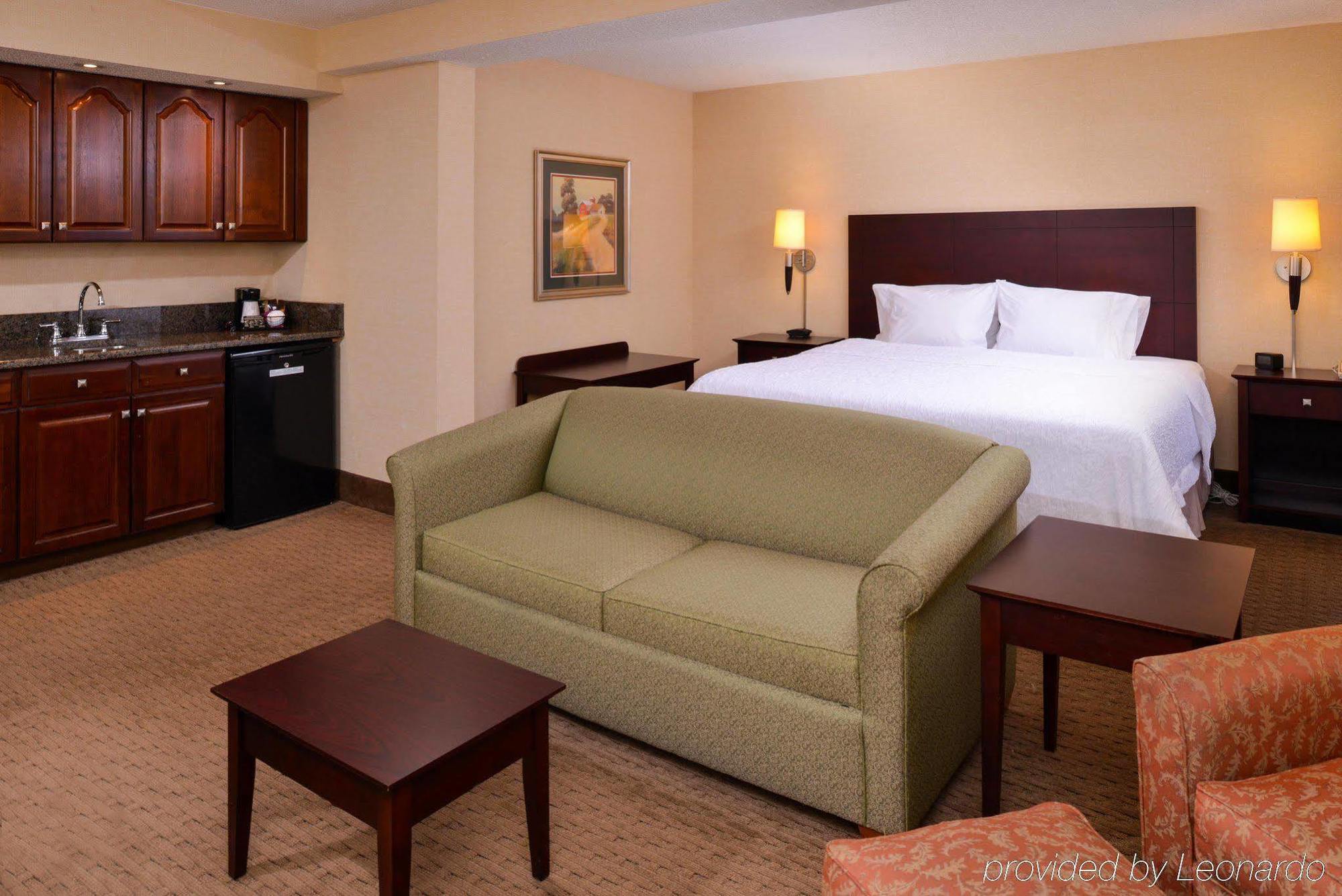 Hampton Inn Staunton Zewnętrze zdjęcie